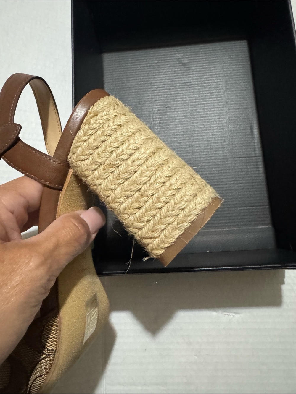 Coach Maddie Signature brown Canvas Slingback Sandals size 9.5 - Picture 7 of 16